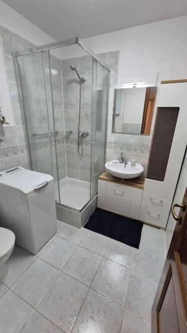 Lovely Old Town Apartment Bratislava Exterior photo